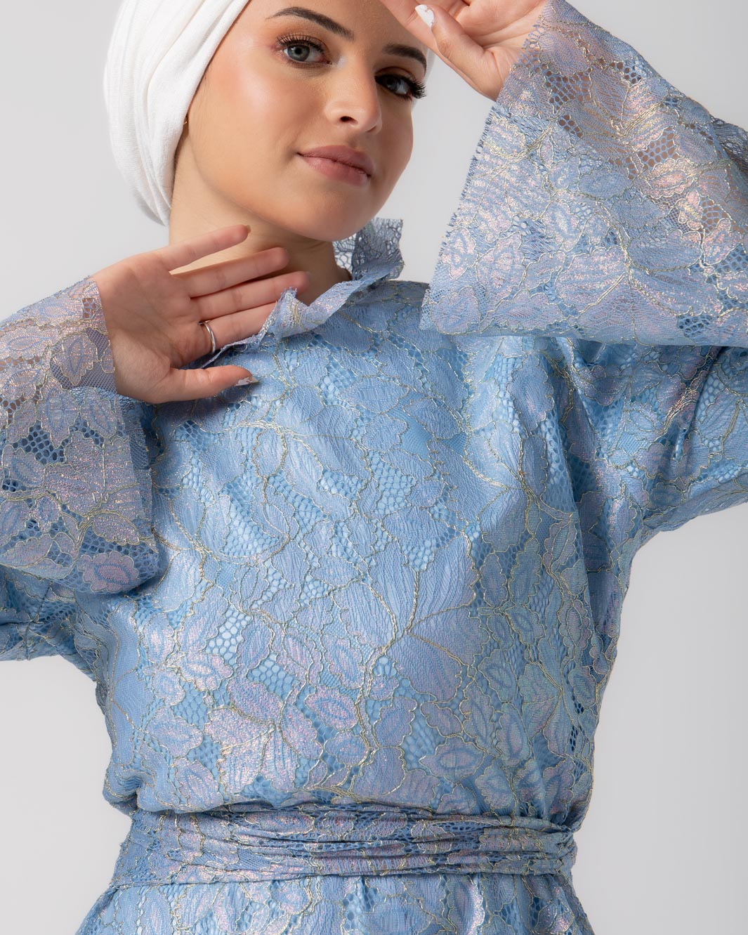 #color_blue-and-gold-with-kimono-sleeves